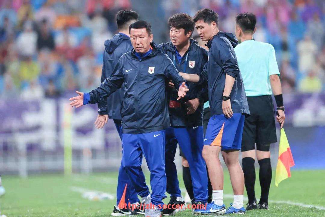 足球直播-CBA与足球哪个更大：从赛事观众到品牌合作，全面比较CBA和足球的受欢迎程度